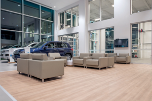 Showroom located service lounge promotes customer/department interaction