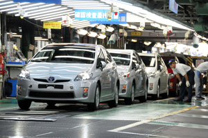 Toyota-boosts-300