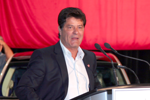 Unifor-says-300