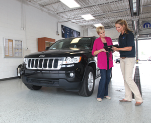 Customers check in with wiAdvisor as they pull into Mopar servic