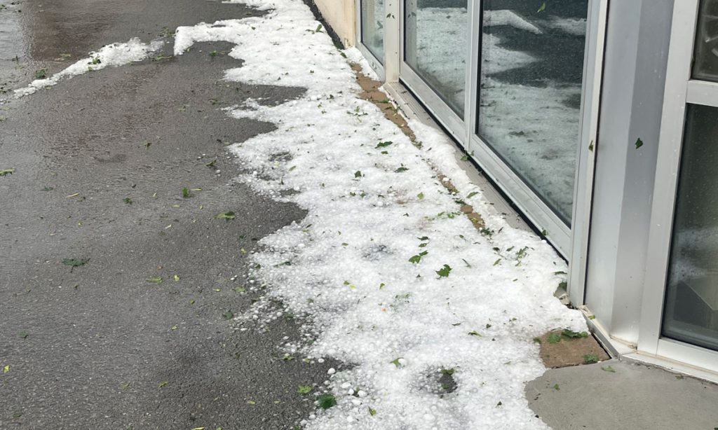 Powerful hailstorm damages vehicles at Ontario Chrysler dealership ...